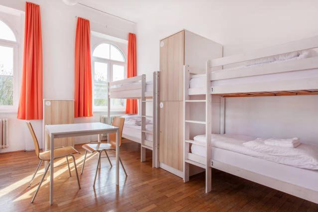 C - Punkt Hostel *
